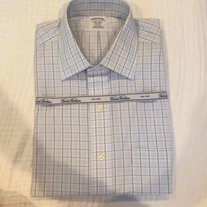 Men’s New Brooks Brothers Non-Iron button down.